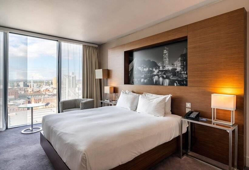 适用于残疾人士的豪华房间, Hilton Manchester Deansgate
