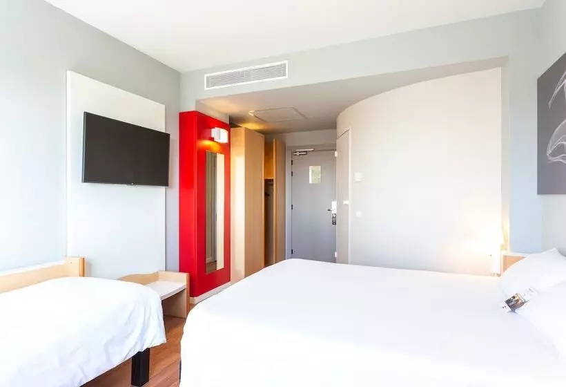 スタンダードルーム, Ibis Elche