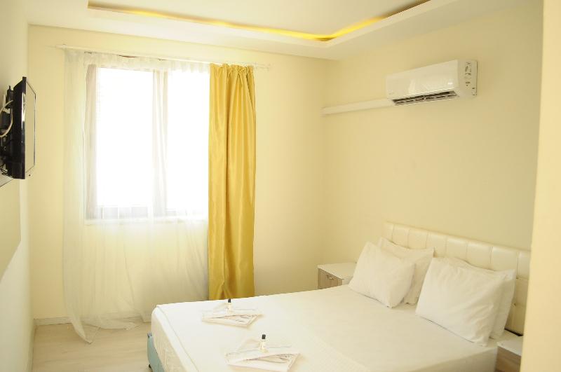 Номер Стандарт, Ibis Elche