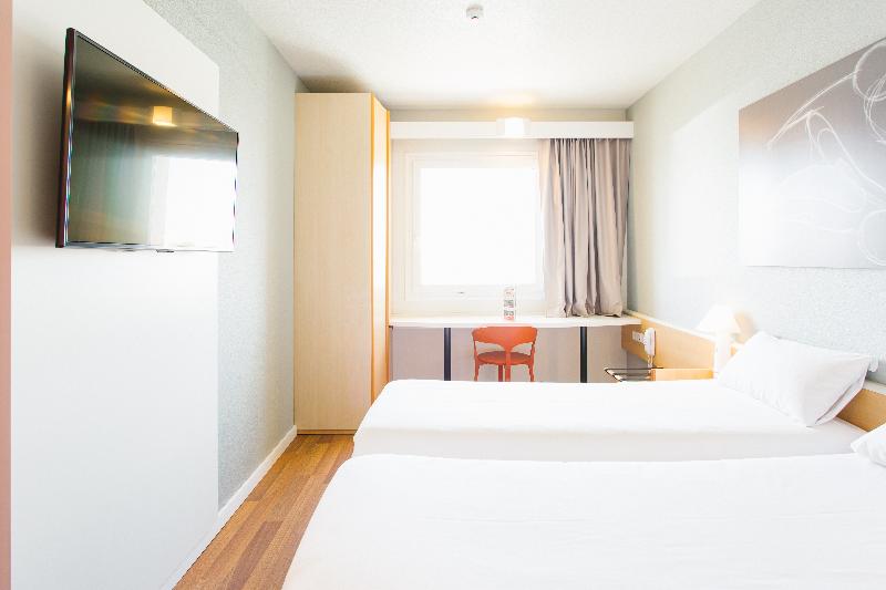 Номер Стандарт, Ibis Elche