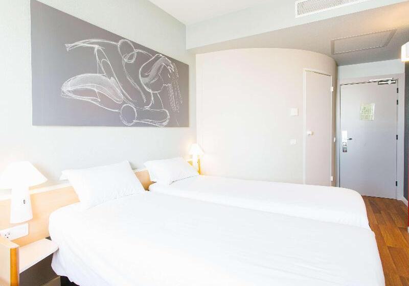 Номер Стандарт, Ibis Elche