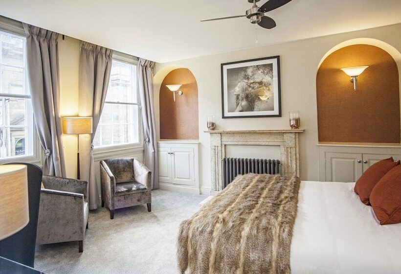 高级套房, Lace Market