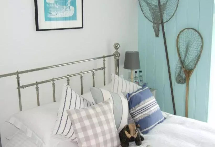 オーシャンビュースタンダードルーム, Lulworth Cove Inn