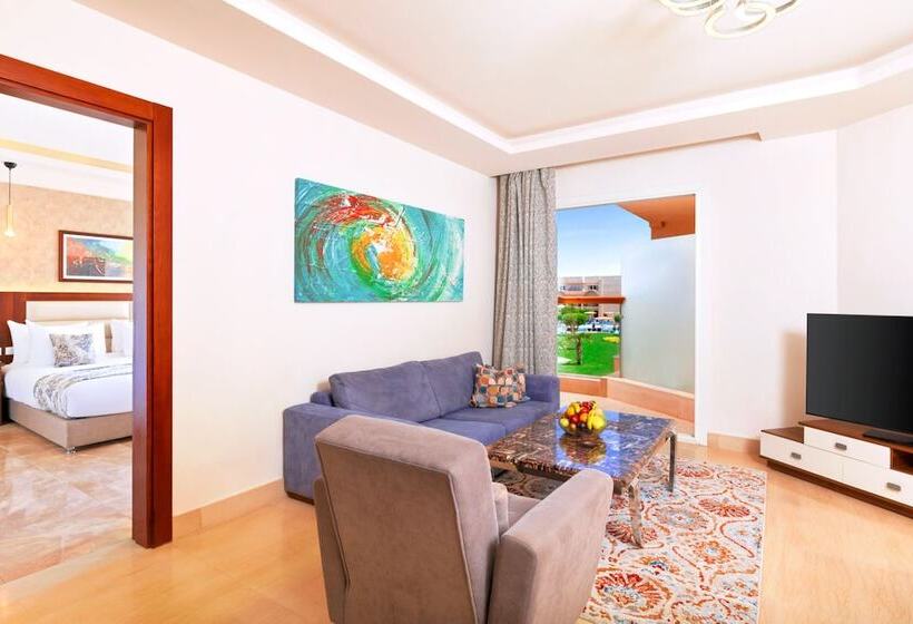 Junior Suite, Pickalbatros Royal Moderna Sharm  Aqua Park
