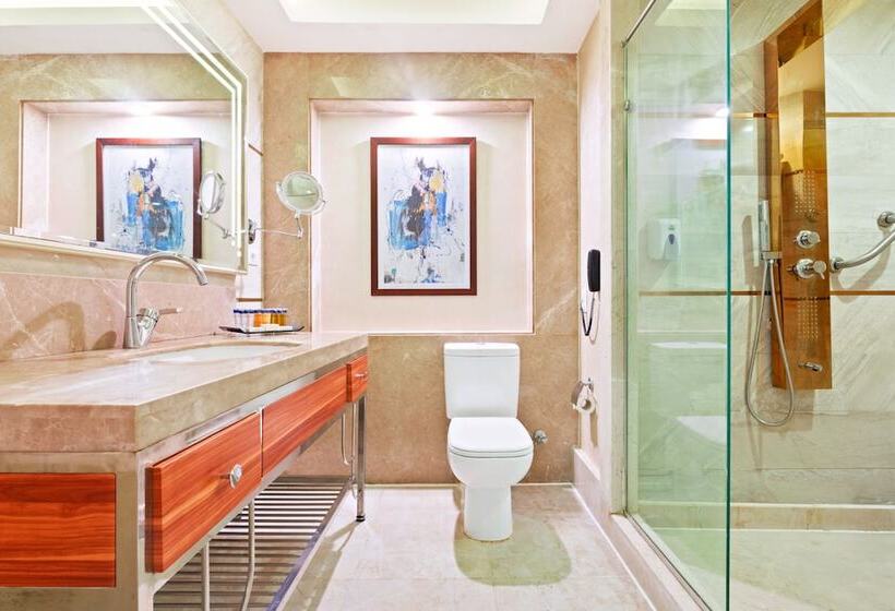 Habitación Triple Deluxe, Pickalbatros Royal Moderna Sharm  Aqua Park