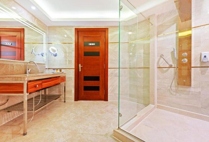 Junior Suite, Pickalbatros Royal Moderna Sharm  Aqua Park