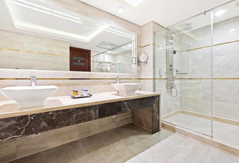 Suite Familiar, Pickalbatros Royal Moderna Sharm  Aqua Park