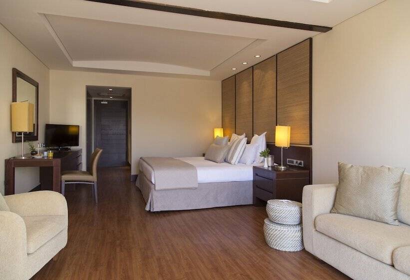 סוויטת ג'וניור נוף למפרץ, Porto Carras Meliton