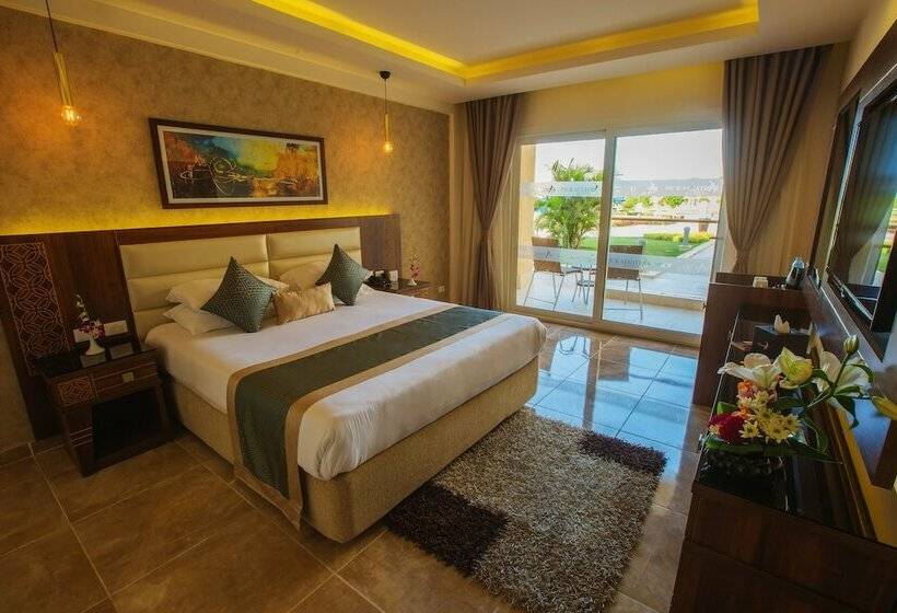Habitación Deluxe Vista Jardín, Pickalbatros Royal Moderna Sharm  Aqua Park