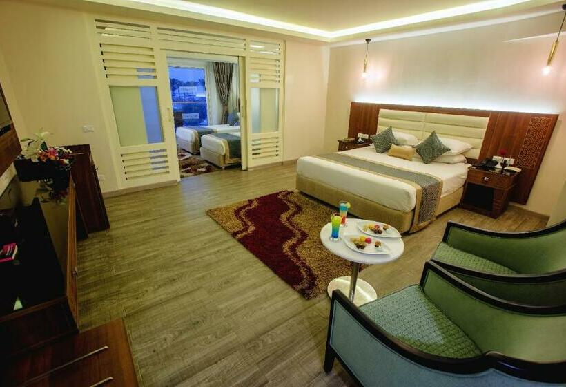 Habitación Familiar, Pickalbatros Royal Moderna Sharm  Aqua Park