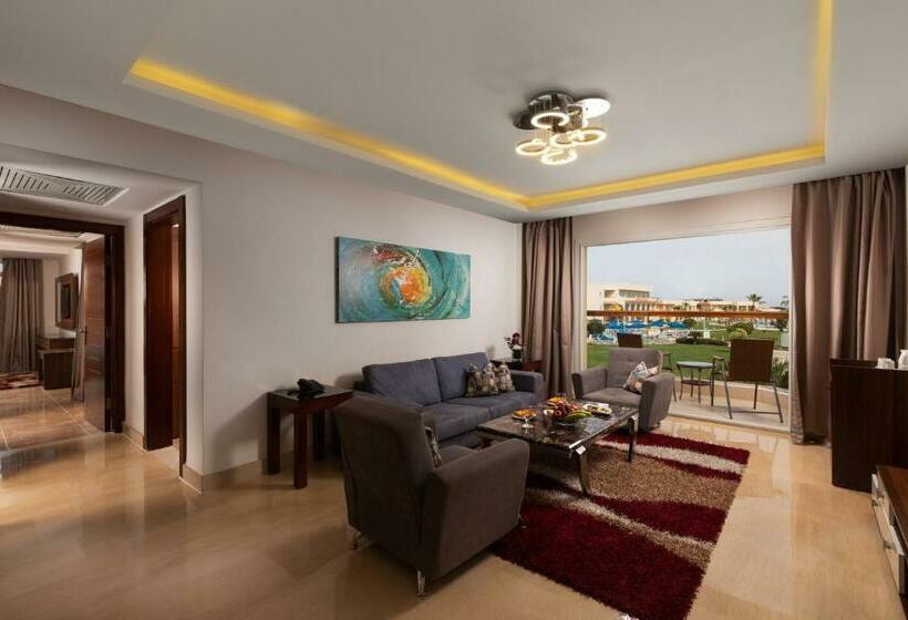 Suite Real, Pickalbatros Royal Moderna Sharm  Aqua Park