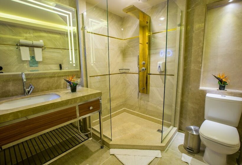 Suite Real, Pickalbatros Royal Moderna Sharm  Aqua Park