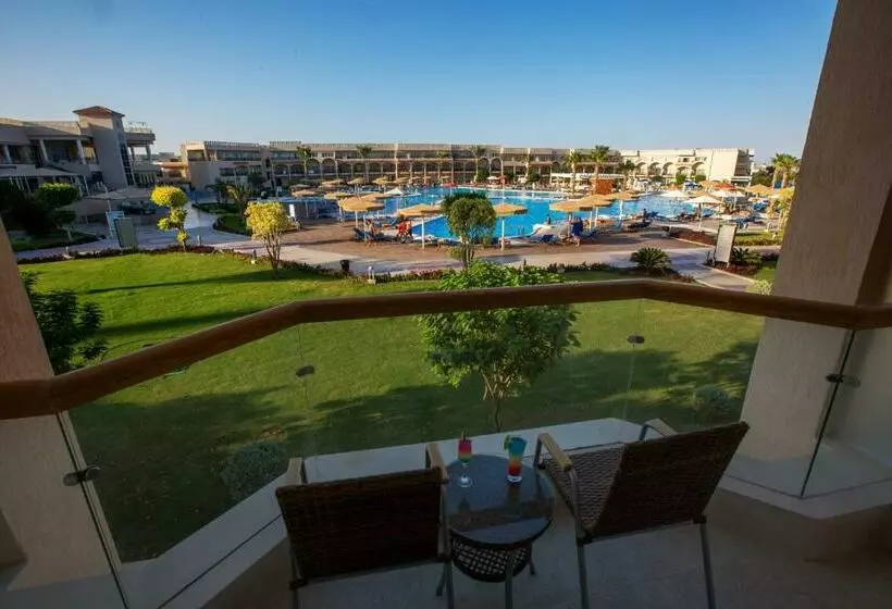 Standard Triple Room Pool View