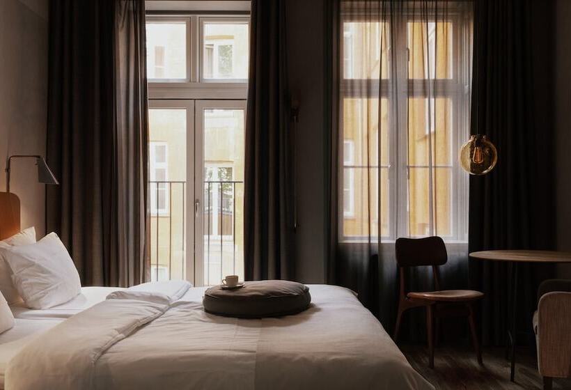 수피리어 룸, Sp34