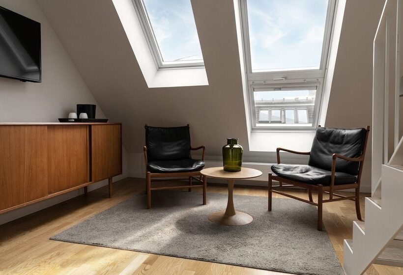 سوئیت با بالکن, Sp34