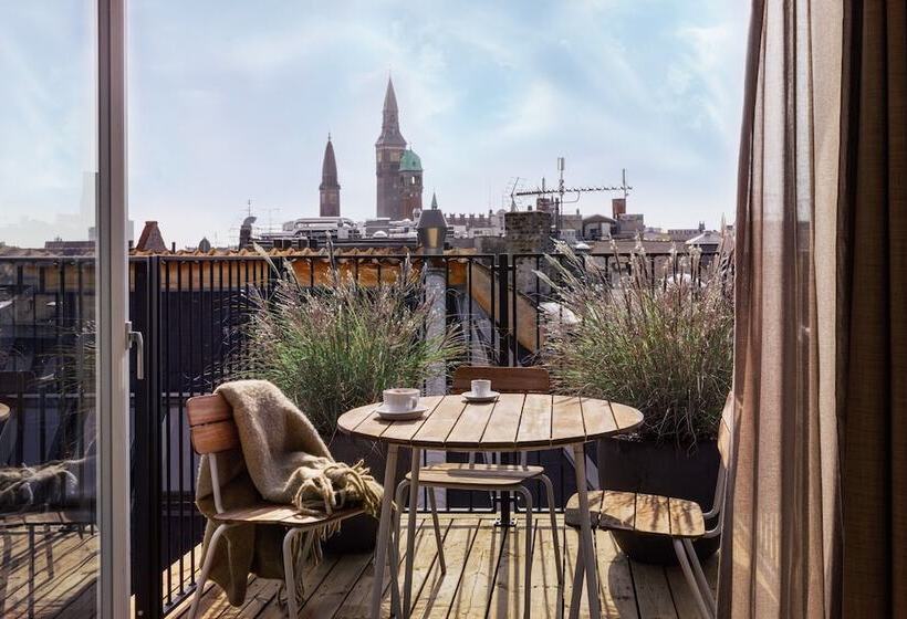 발코니가 있는 스위트, Sp34