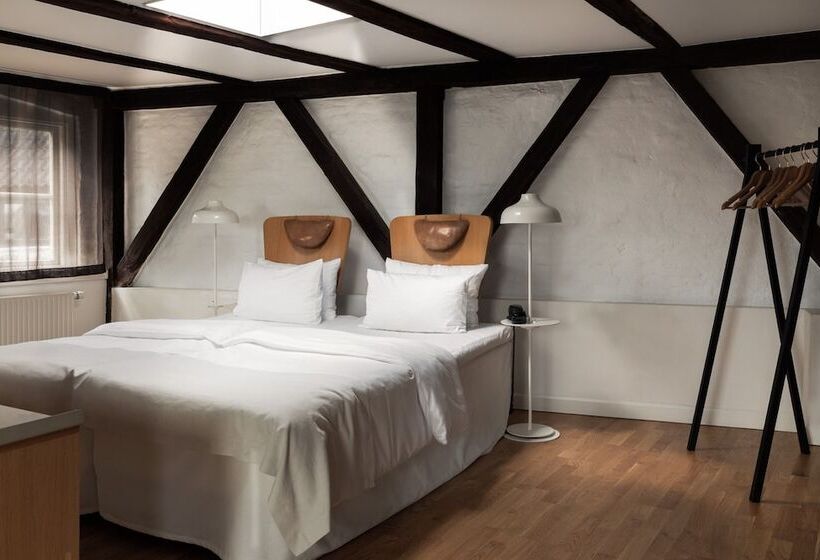 발코니가 있는 스위트, Sp34