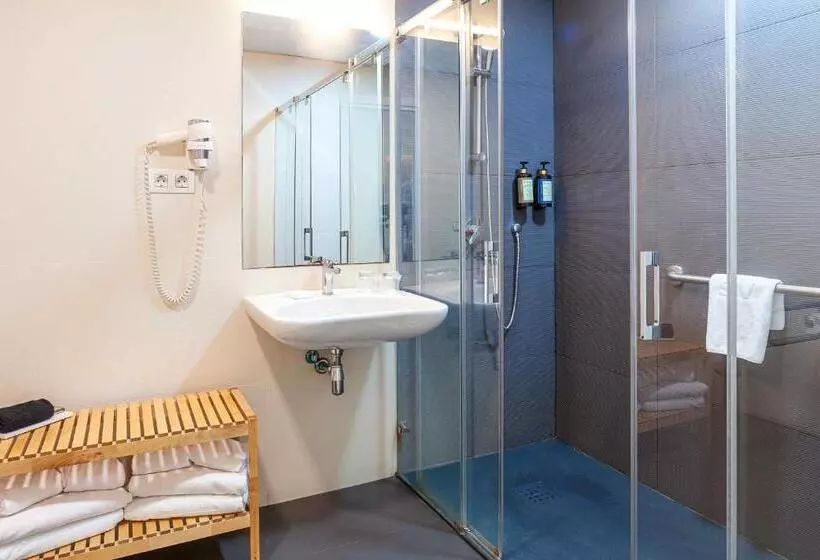 اتاق لوکس خانوادگی, Suites Viena Plaza De Espana