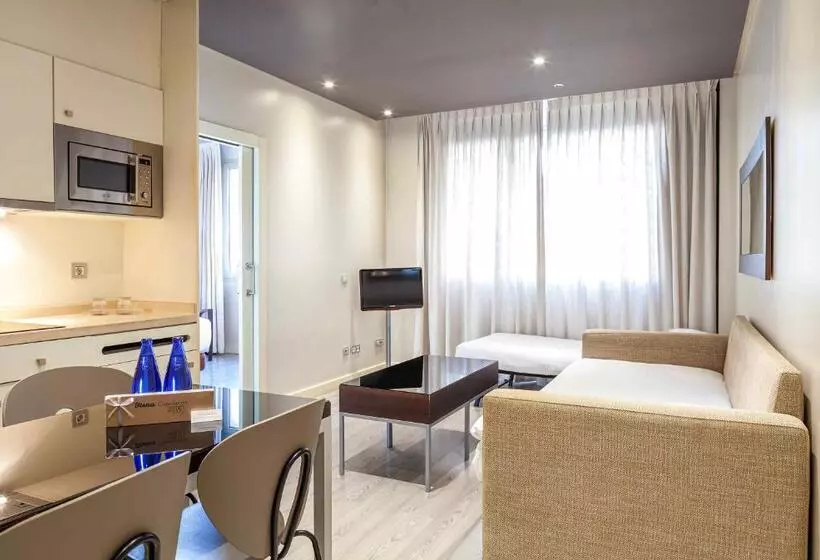 اتاق لوکس خانوادگی, Suites Viena Plaza De Espana