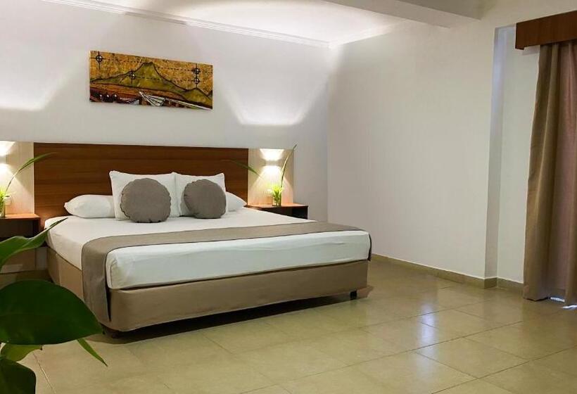 带大床的豪华间, Sunsol Isla Caribe