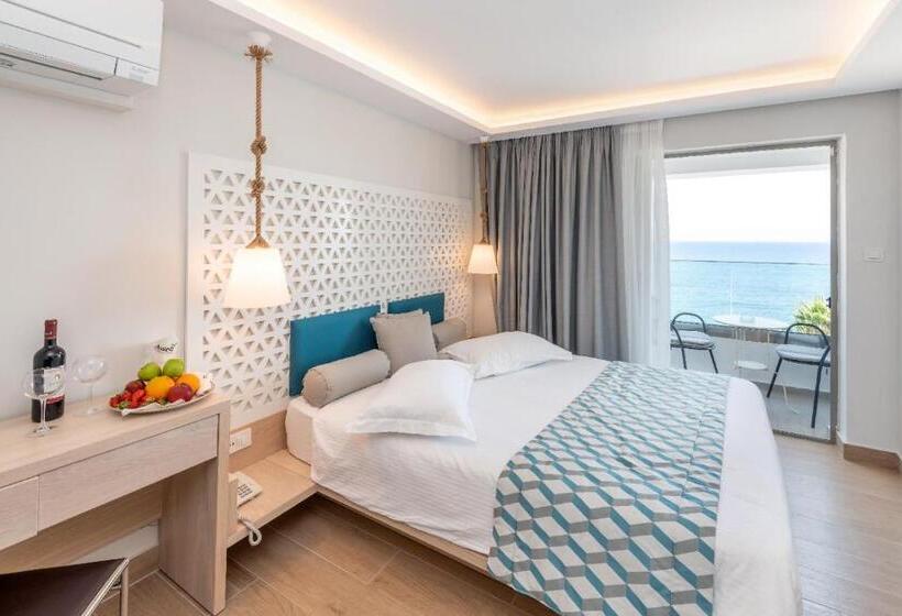 スタンダードシングルルーム, Triton Boutique