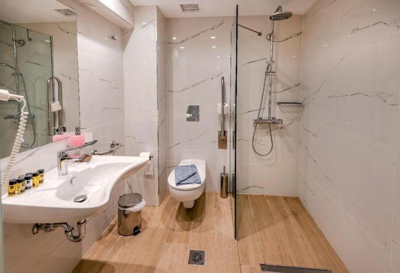 Quarto Quádruplo Estandar, Triton Boutique