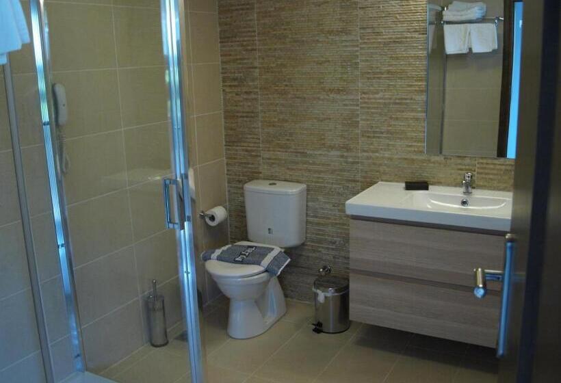 2 Bedrooms Suite Sea View, Triton Boutique