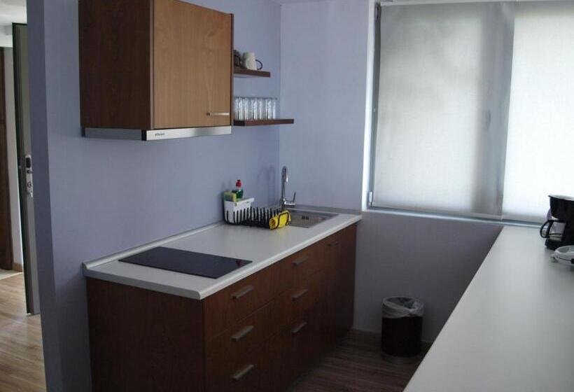 2 Bedrooms Suite Sea View, Triton Boutique