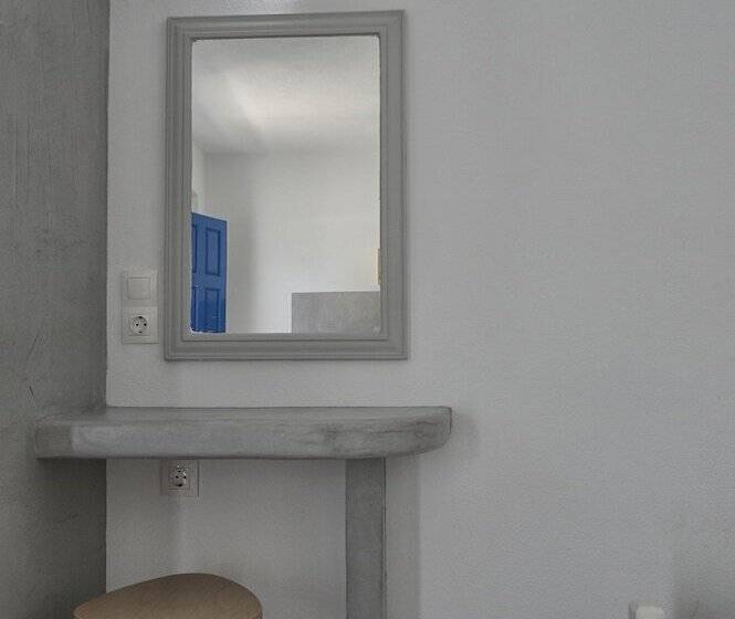 标准工作室, Villa Valvis