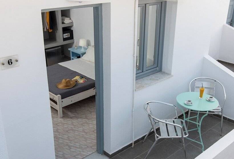חדר אקונומי, Villa Valvis