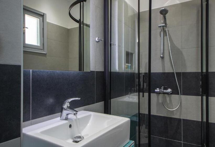 豪华房间, Villa Valvis