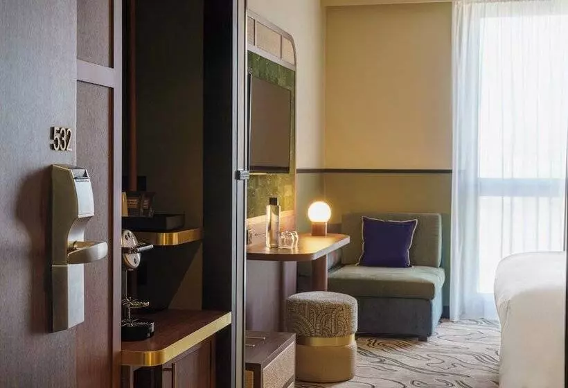 اتاق پرمیوم, Voco Paris   Porte De Clichy, An Ihg