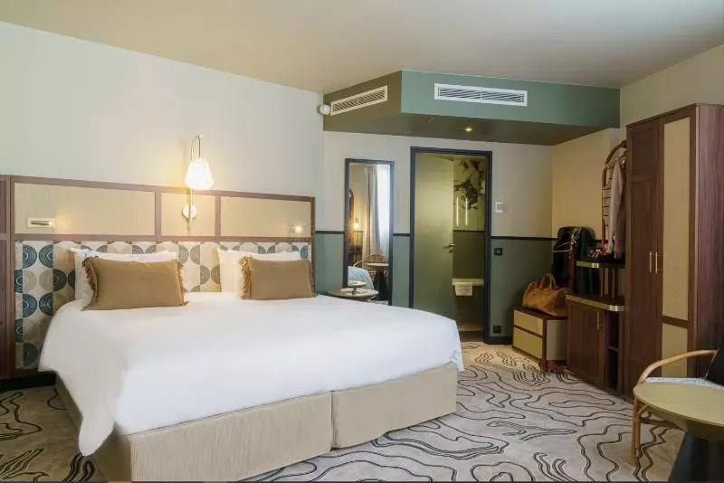 اتاق پرمیوم, Voco Paris   Porte De Clichy, An Ihg