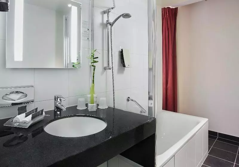 اتاق پرمیوم, Voco Paris   Porte De Clichy, An Ihg