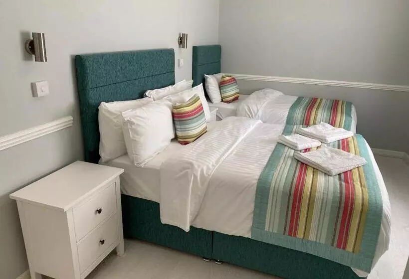 اتاق استاندارد, Waters Edge Hotel Torquay