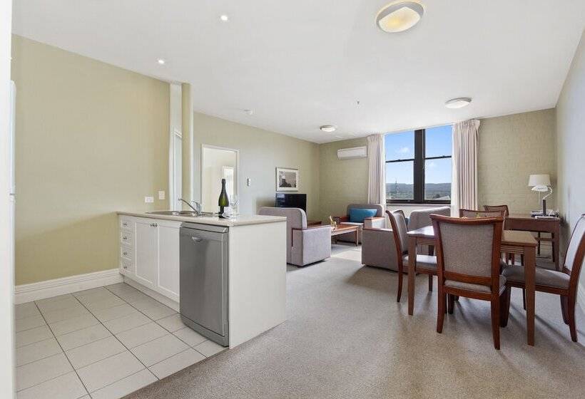 2 베드룸 이그제큐티브 아파트, Launceston Central Apartment Hotel Official