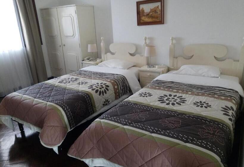 חדר סטנדרט נוף לים עם מרפסת, Pensao Residencial Vila Teresinha