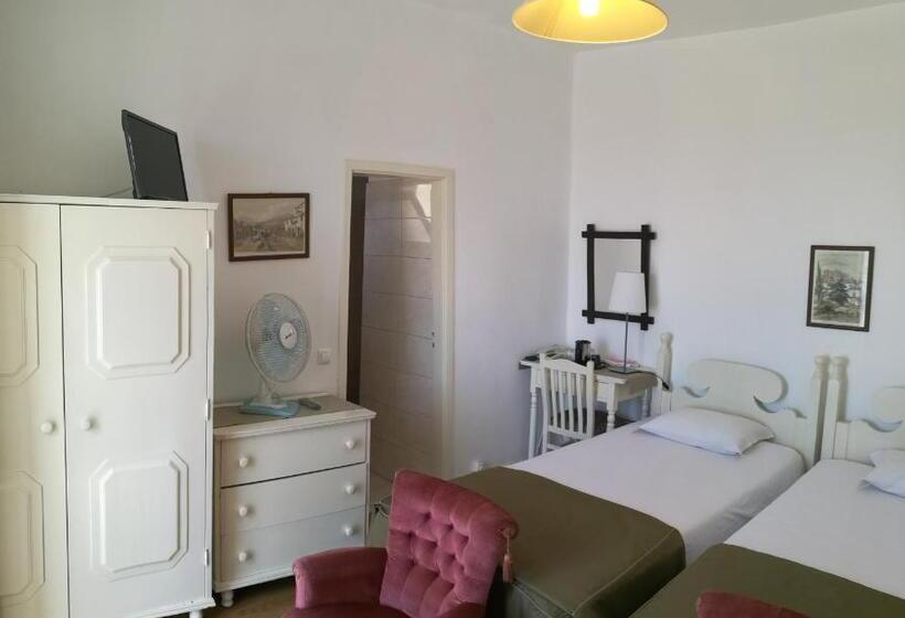 스탠다드 룸, Pensao Residencial Vila Teresinha