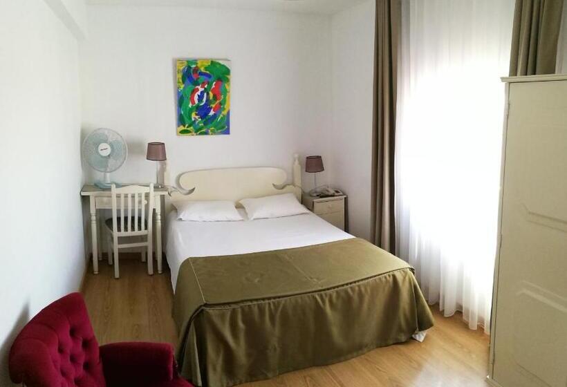 חדר סטנדרט, Pensao Residencial Vila Teresinha