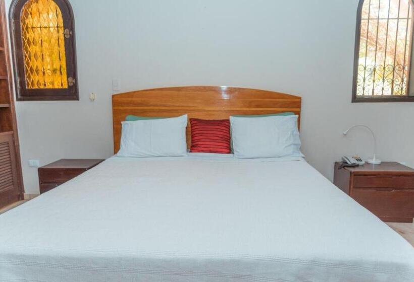 اتاق استاندارد, Casa Blanca