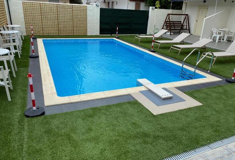 غرفة قياسية, Saint George Hotel