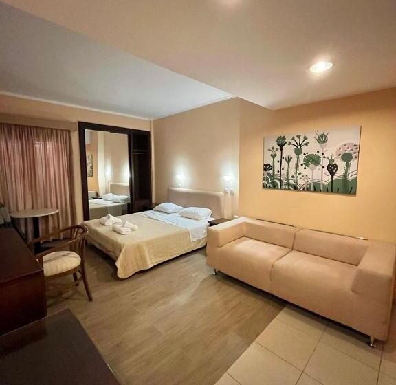 غرفة عائلية, Saint George Hotel