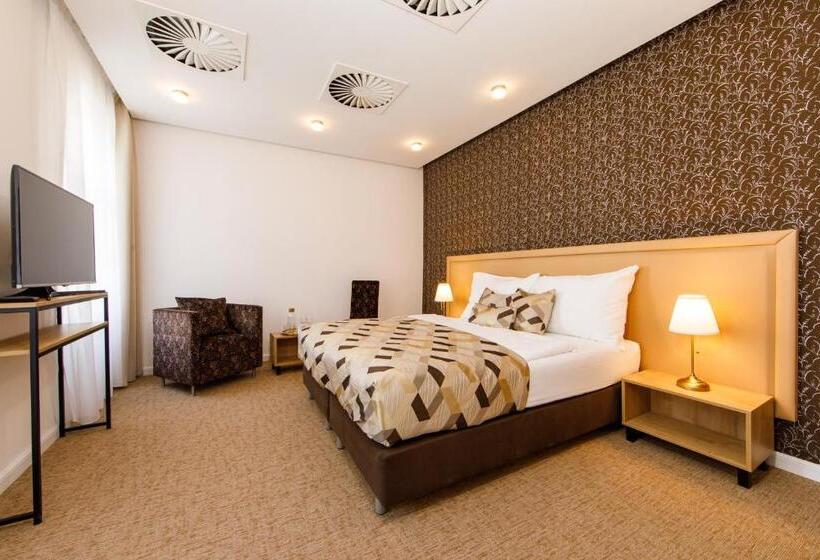 اتاق سوپریور, Beigli Hotel & Garden