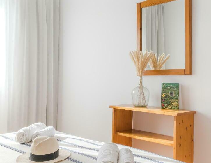Апартаменты Economy 1 Спальня, Fergus Club Carema Splash