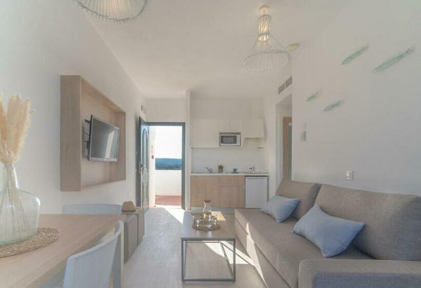 サイドシービュー1ベッドルームアパートメント, Fergus Club Carema Splash