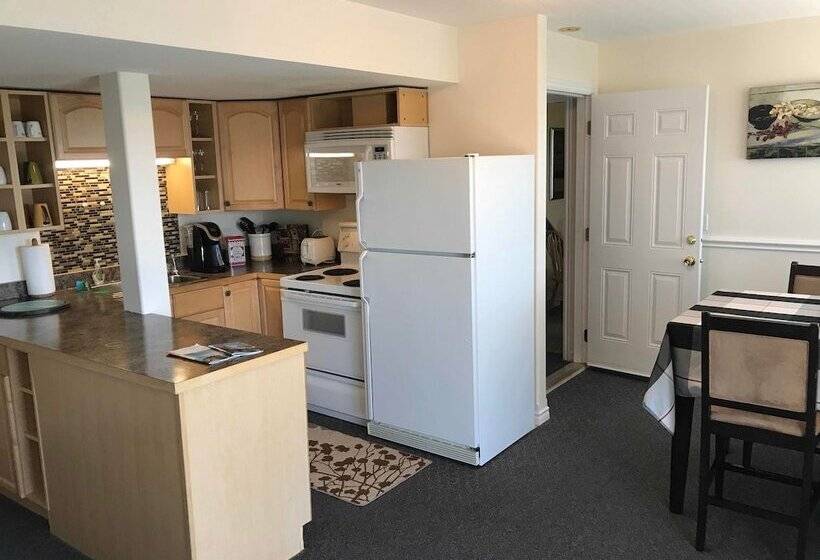 Люкс Deluxe 2 Спальни, Acker Vacation Homes & Suites