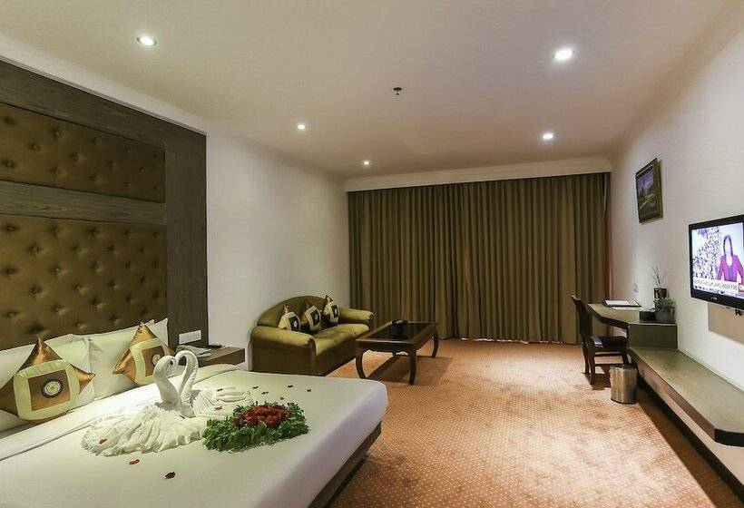 スーペリアールーム, Angkor Howard