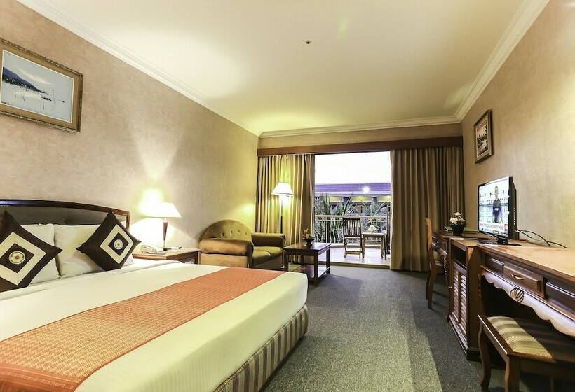 スイート（家族用）, Angkor Howard