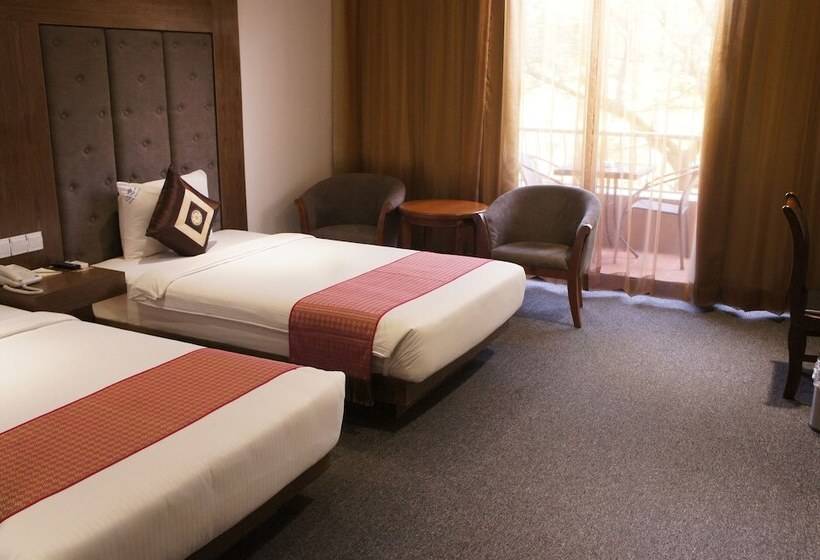 スーペリアールーム, Angkor Howard