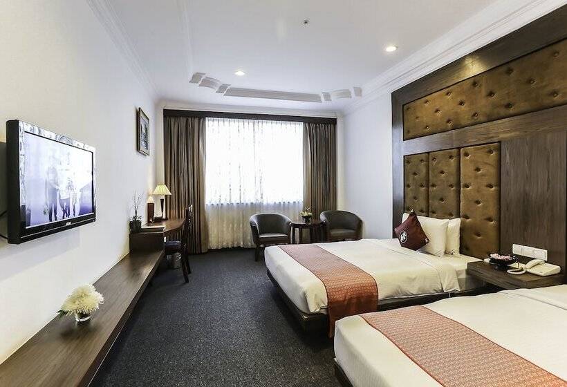 スーペリアールーム, Angkor Howard